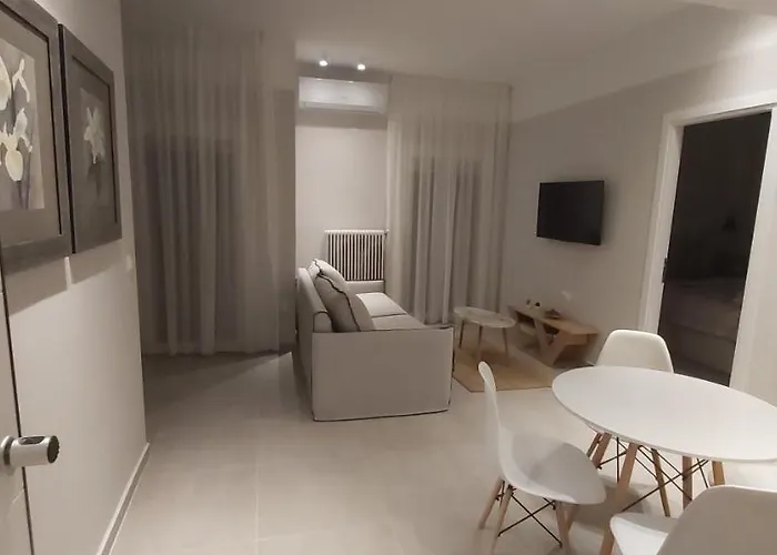 Theta θ2 Luxury Apartment's Apartment
