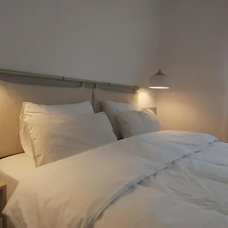 Theta θ2 Luxury Apartment's *